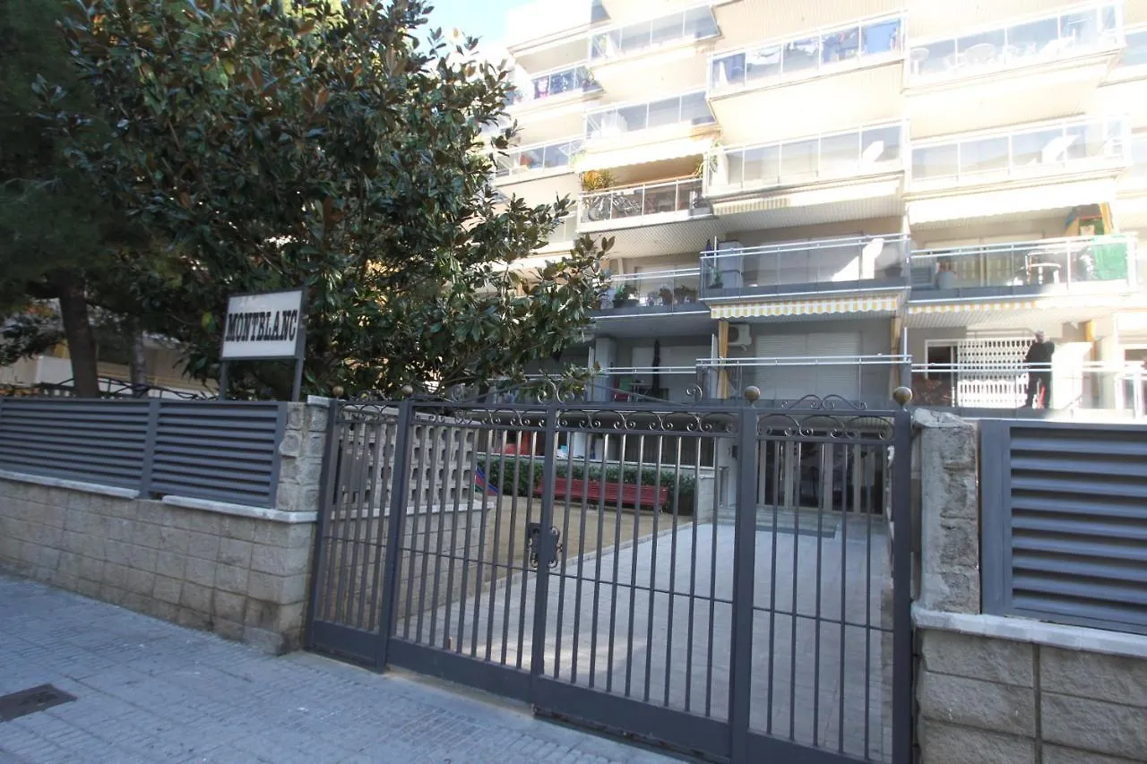 Apartment Apartamento Montblanc